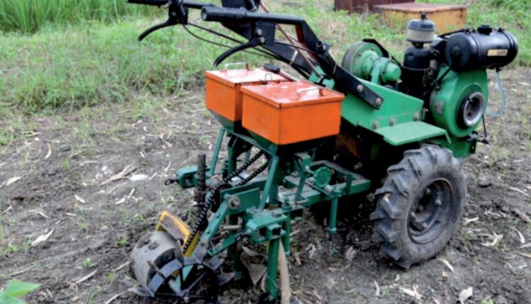 स्पॉट फर्टिलाइज़र एप्लीकेटर (Spot Fertilizer Applicators)